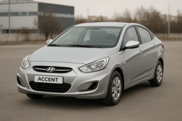 Автомобиль Hyundai Accent 4 поколения (кузов RB, серебристый цвет)
